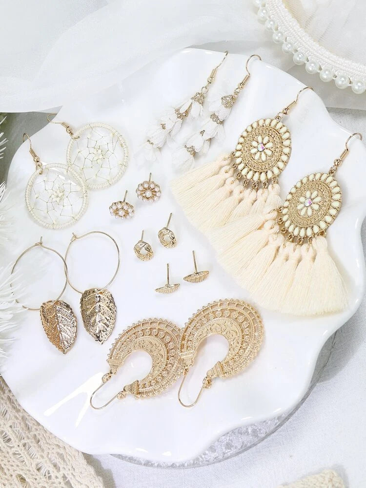 Beautiful Gold and Cream Gorgeous 8 Earrings Set