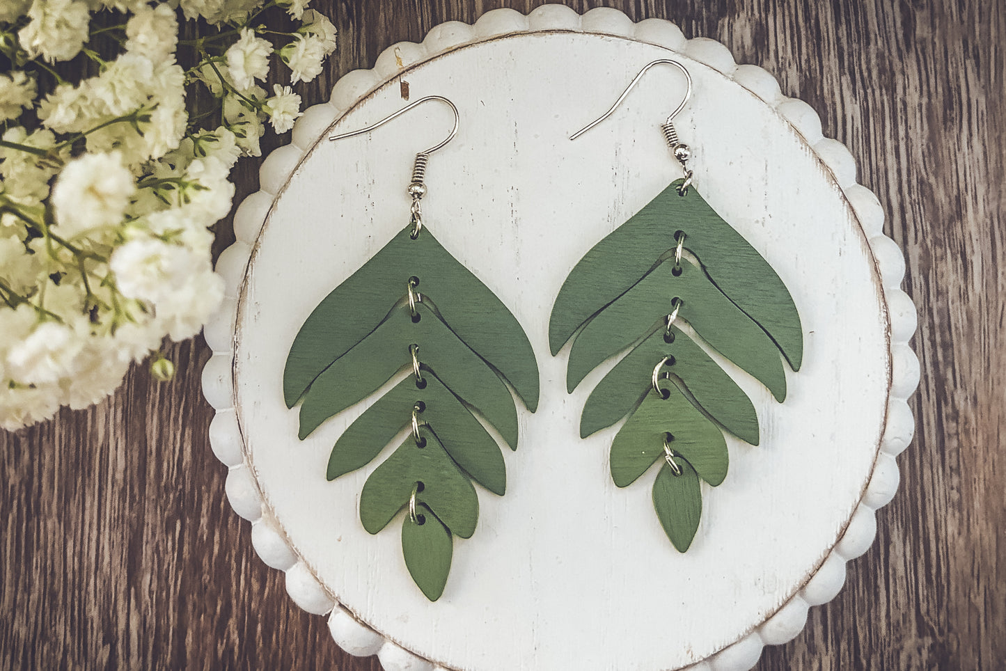 Beautiful Green Wood Leaf Earrings