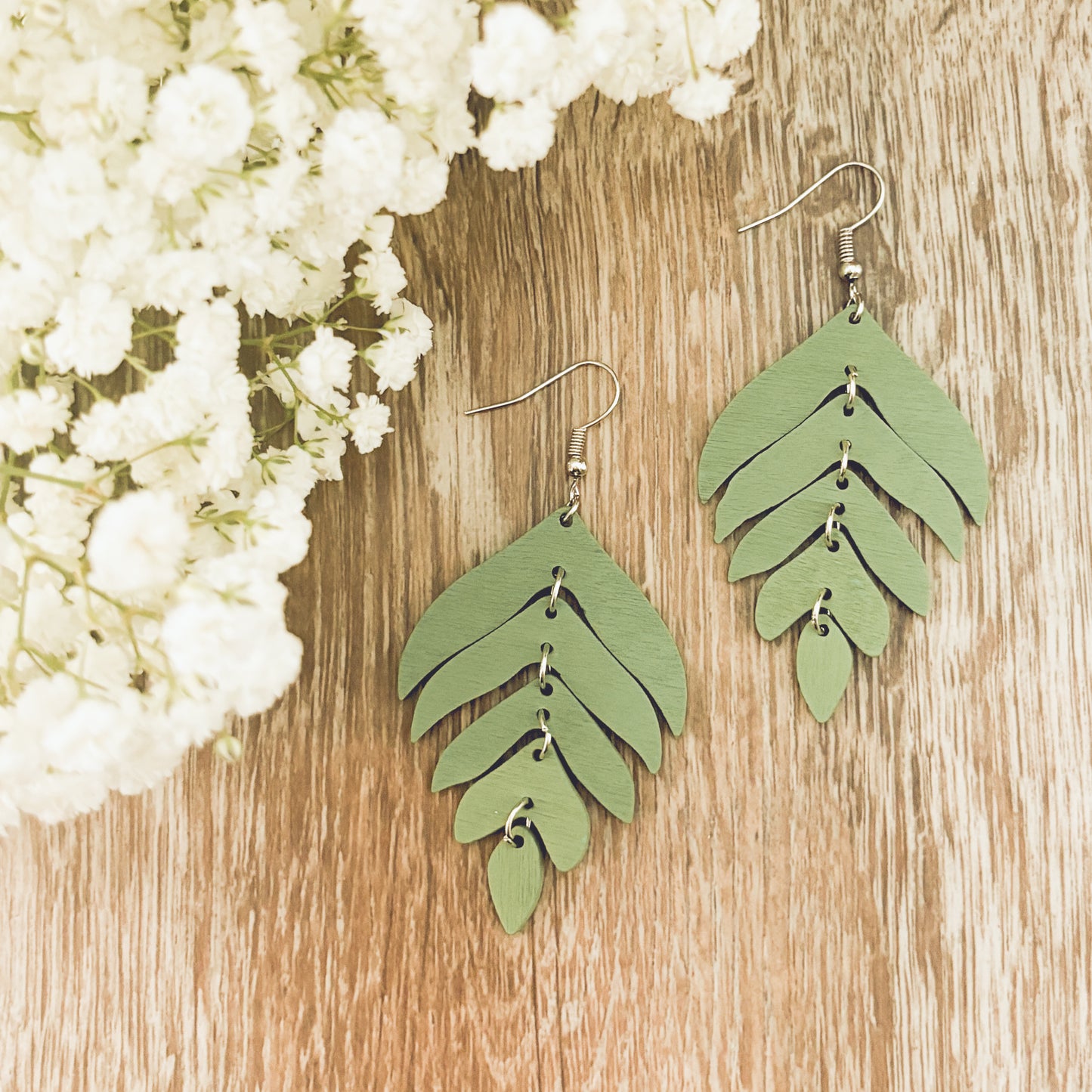 Beautiful Green Wood Leaf Earrings