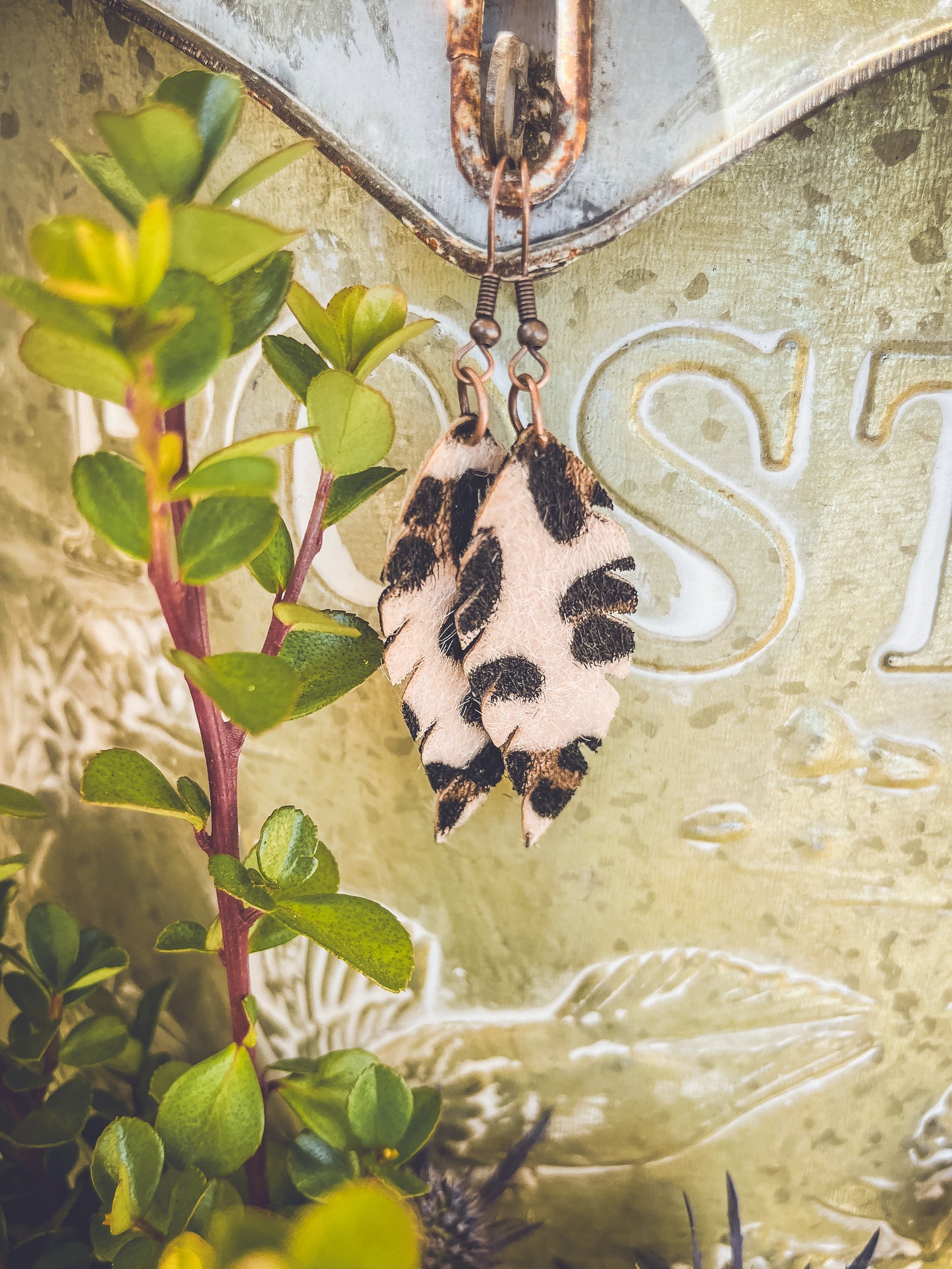 Beautiful Leopard Feather Drop Earrings