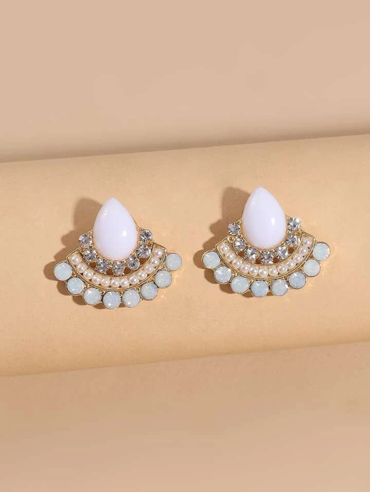 Beautiful Crystal and White Post Earrings