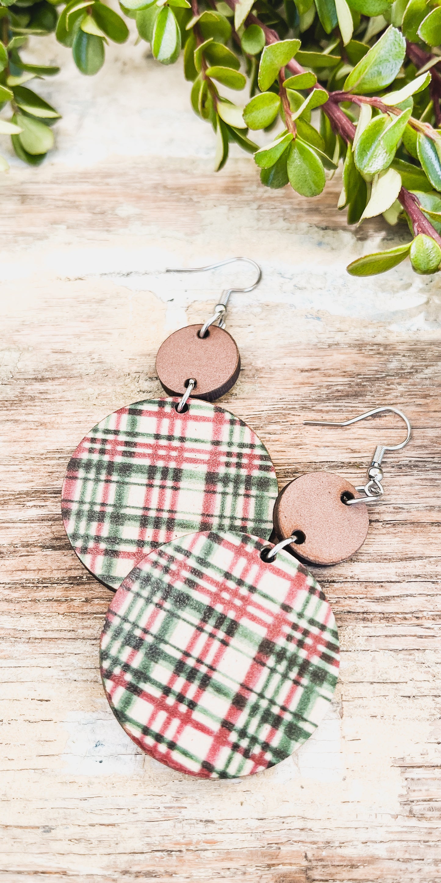 Beautiful Christmas Plaid Circle Earrings