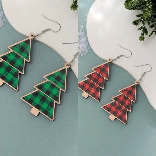 Beautiful Green or Red Plaid Wood Christmas Trees