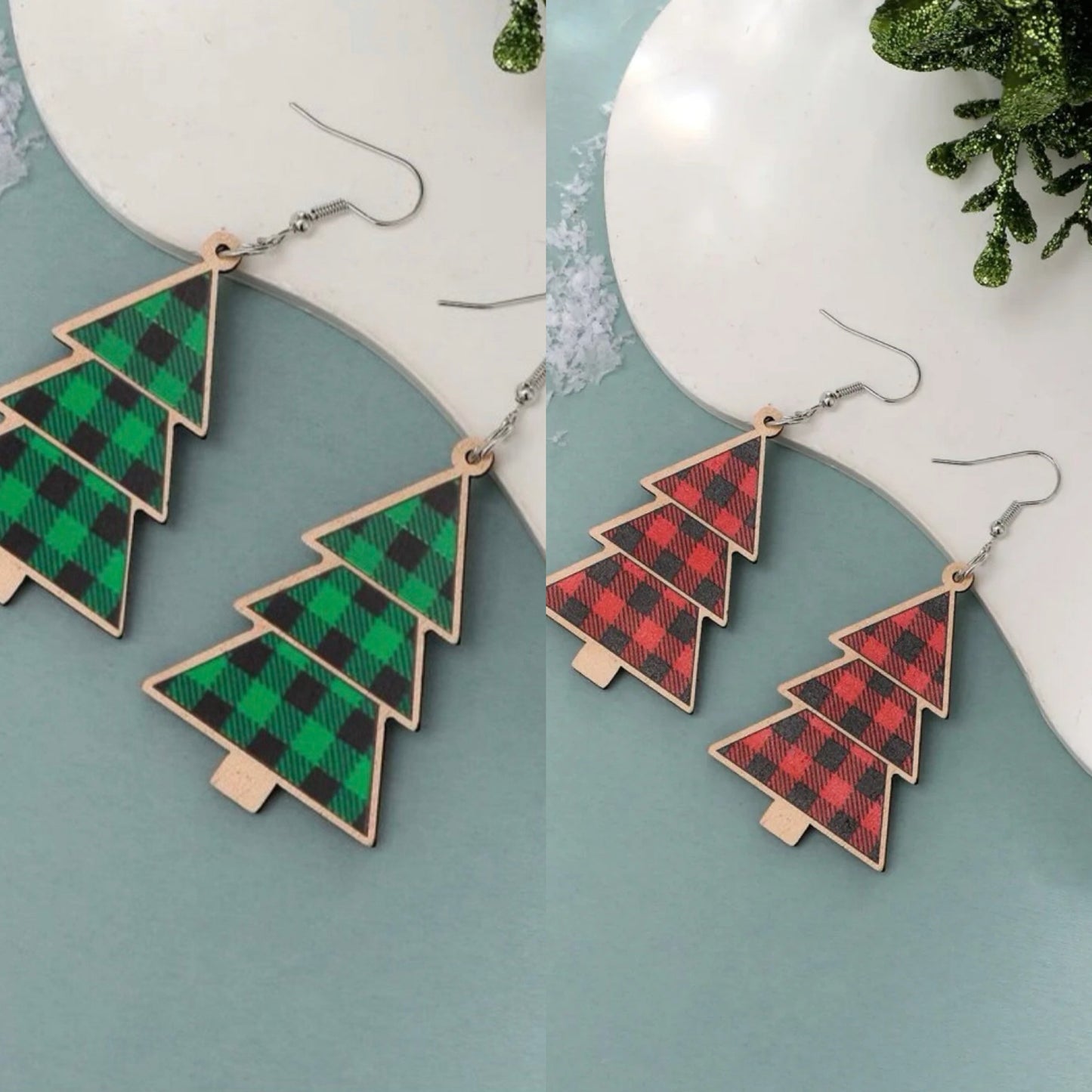 Beautiful Green or Red Plaid Wood Christmas Trees