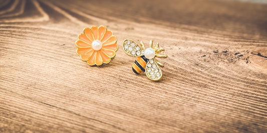 Adorable Bumble Bee and Flower Earrings