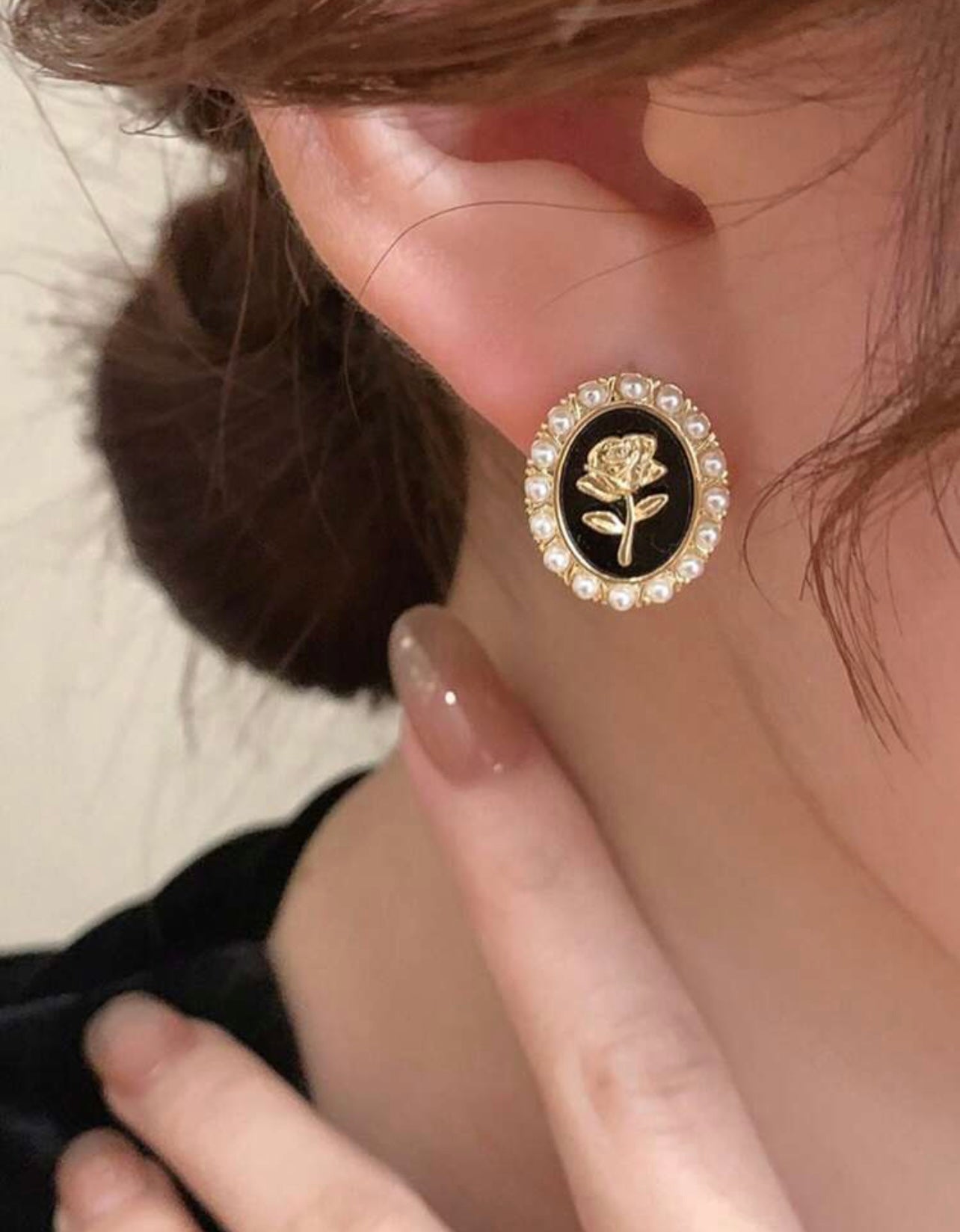 Beautiful Black and Pearl Rose Earrings