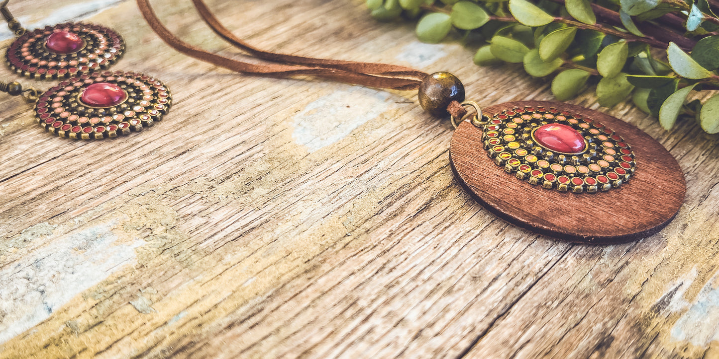 Beautiful Boho Red and Brown Necklace and Earring Set