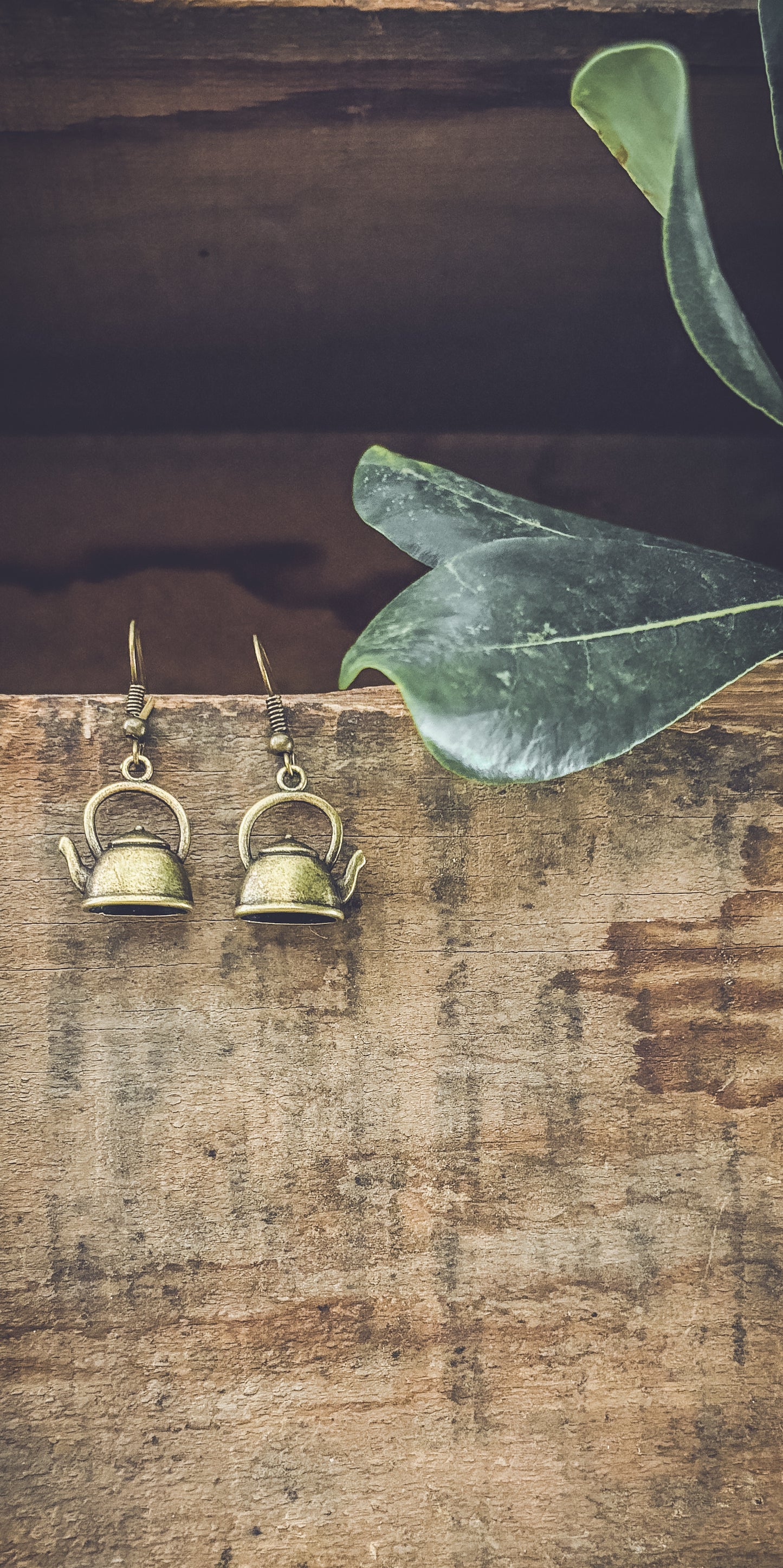 Adorable Tea Kettle Earrings