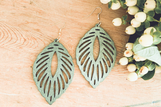 Beautiful Green Wood Leaf Earrings