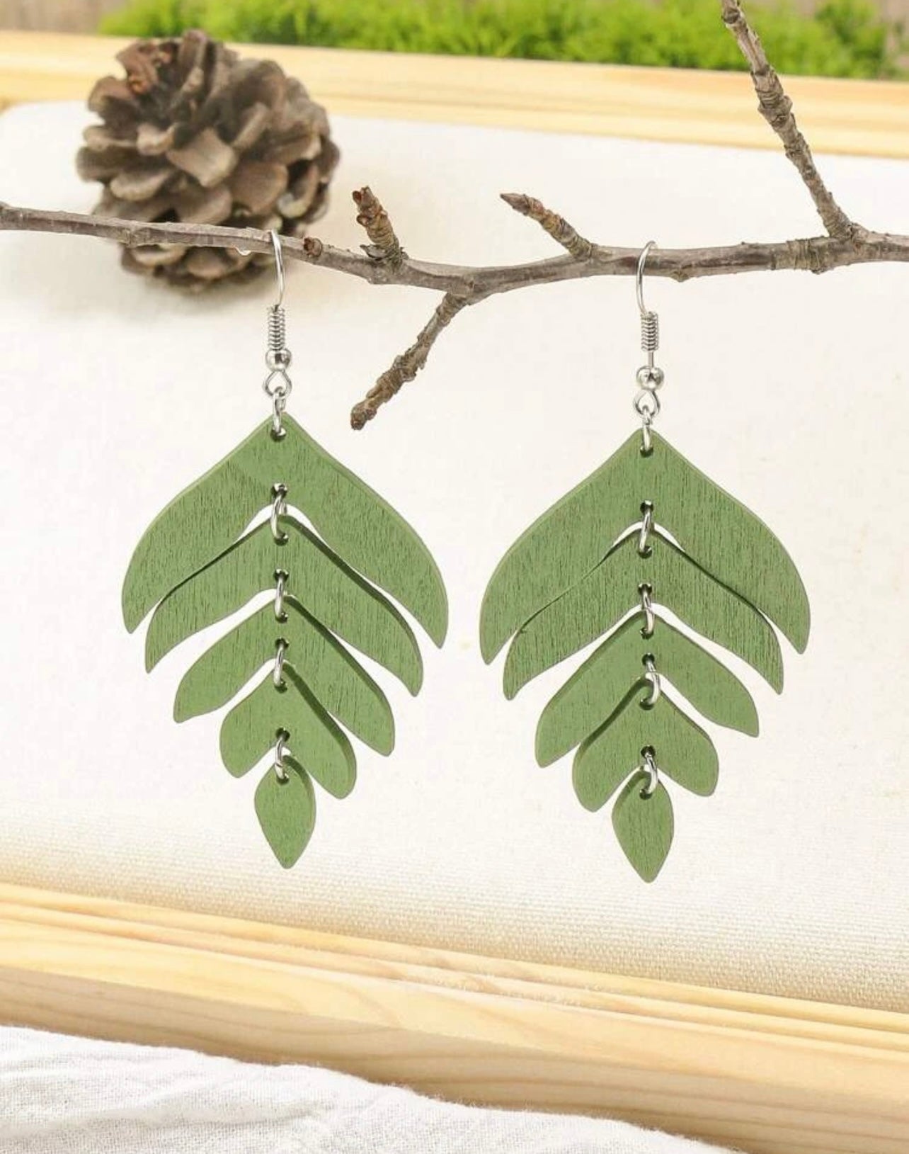 Beautiful Green Wood Leaf Earrings