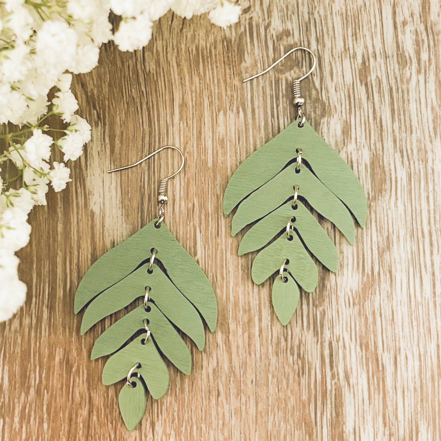 Beautiful Green Wood Leaf Earrings