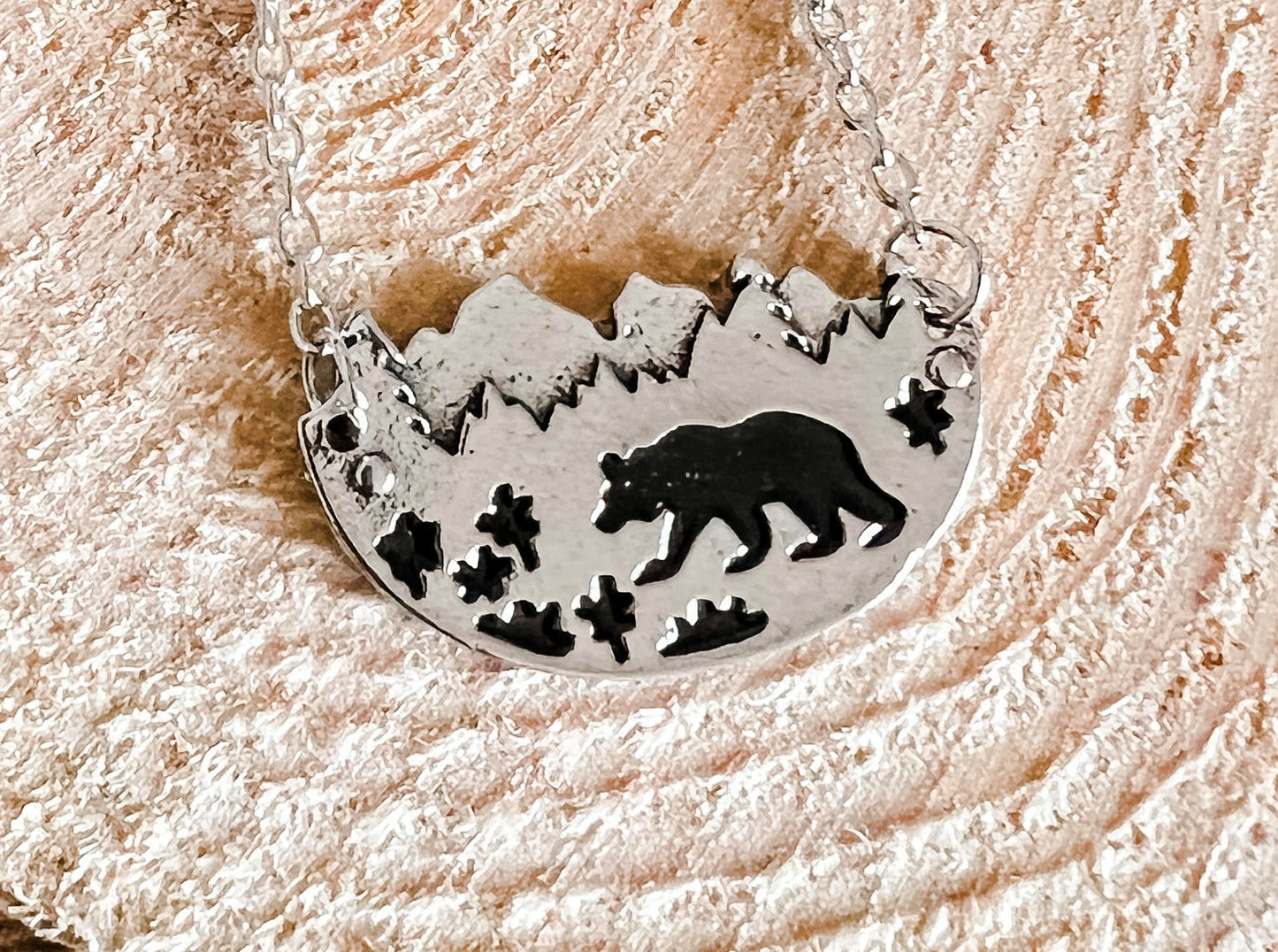 Beautiful Bear Mountain Necklace