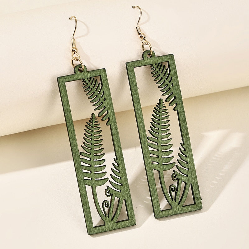 Beautiful Green Wood Foliage Earrings